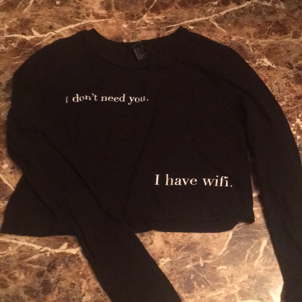 Forever 21 long sleeve black crop top